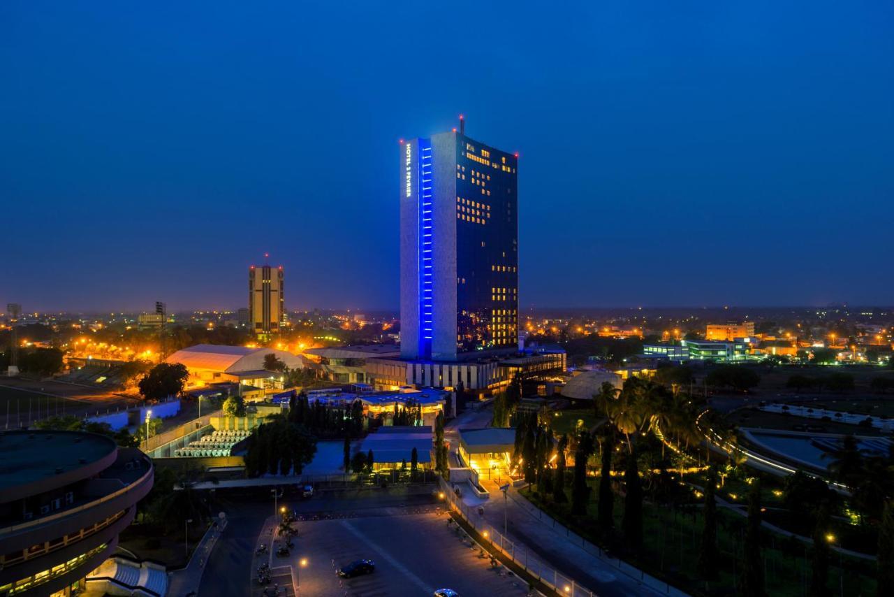 Hotel 2 Fevrier, Lome Exterior photo